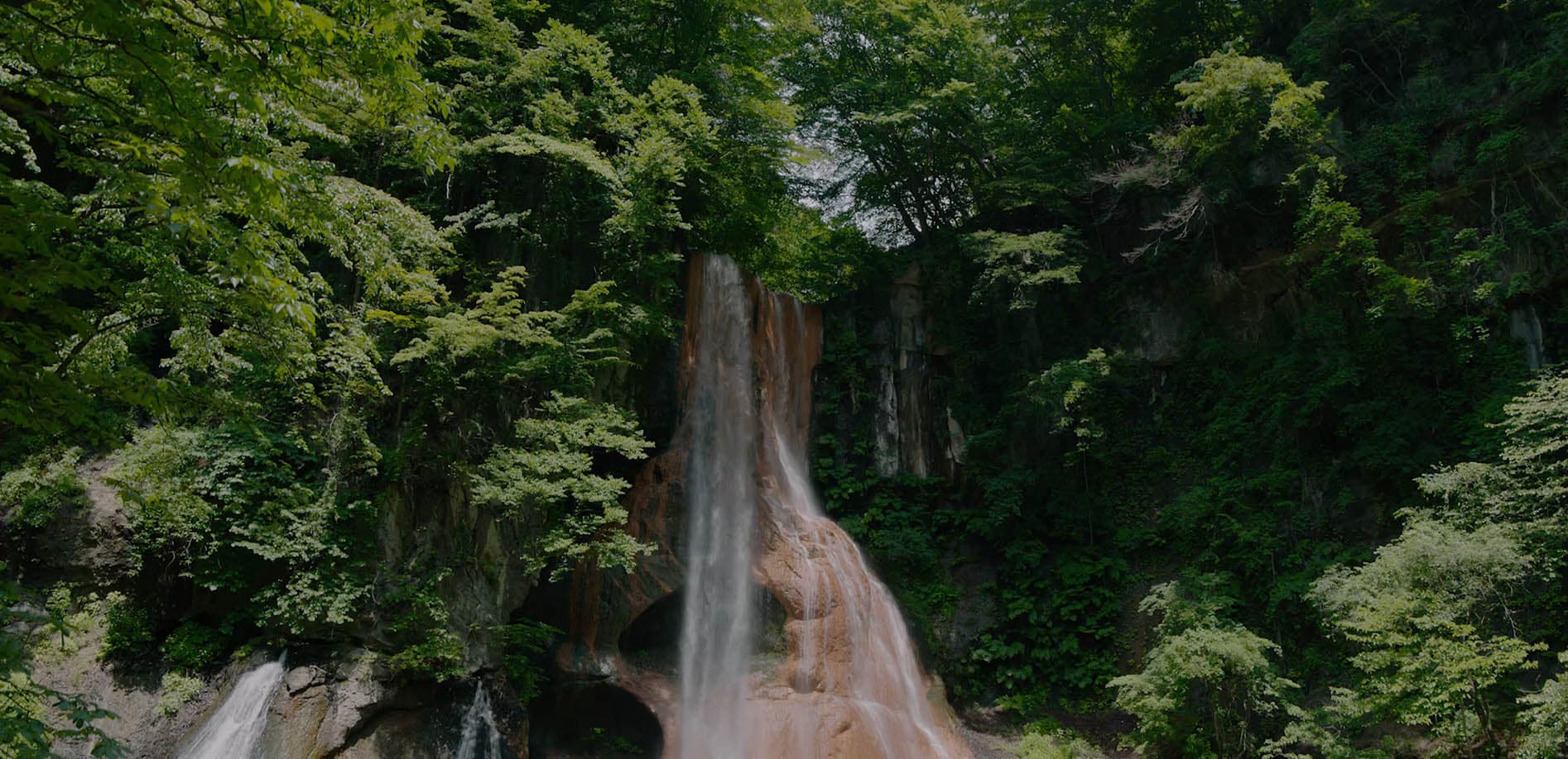 DRONE_嫗仙の滝_8K 